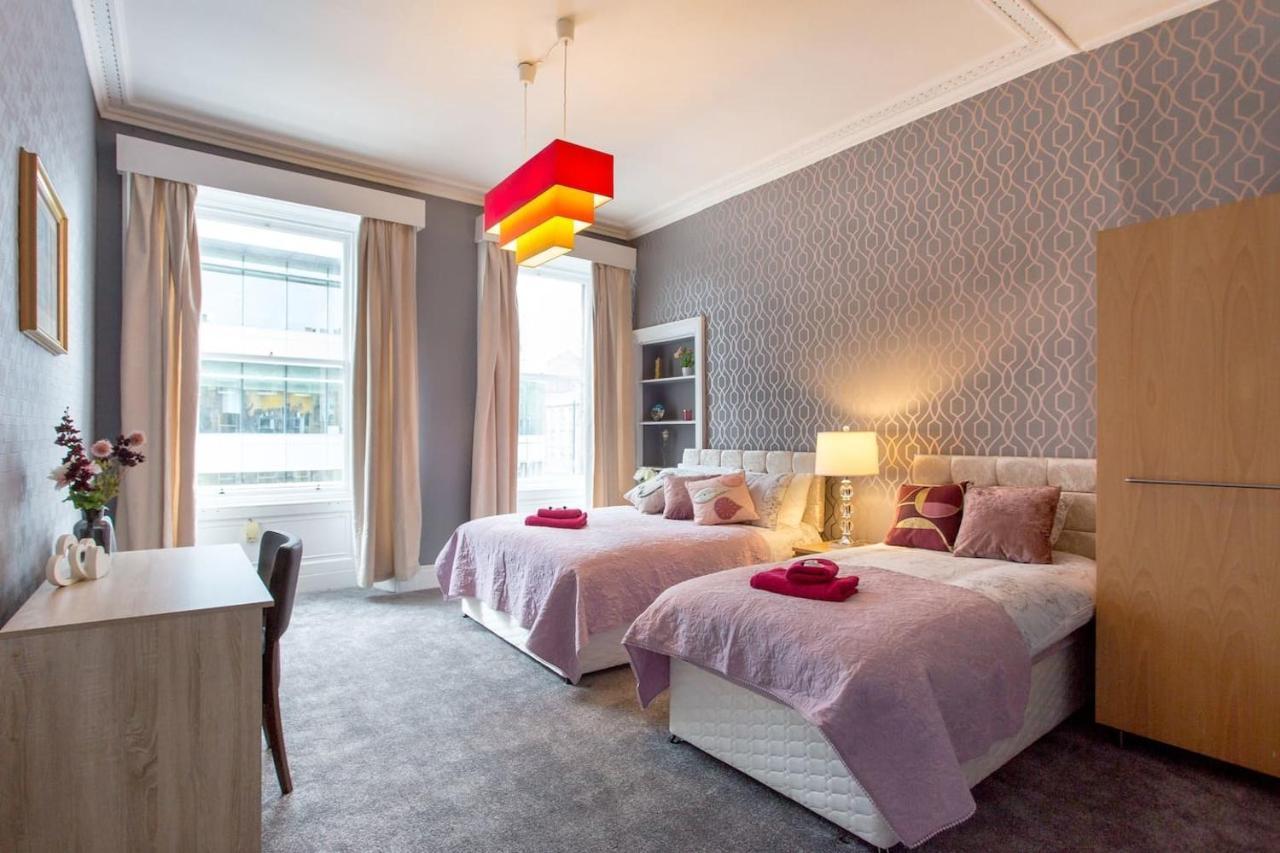 Stunning 2-bed In Appartement